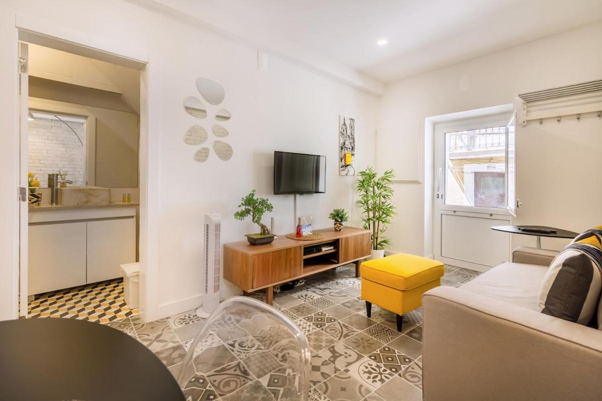 Apartment Historical Compact Flat Lissabon