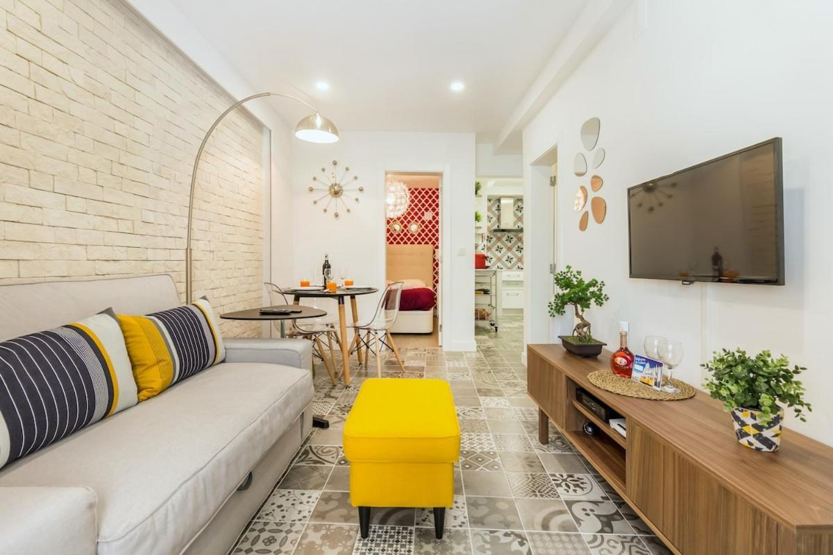 Historical Compact Flat *